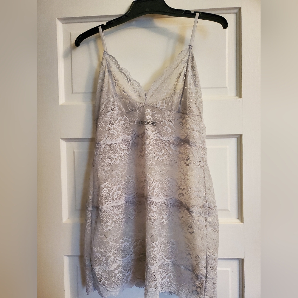 Samantha Chang Beautiful Lace negligee, Slip, Nightie